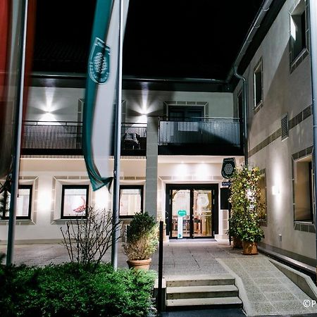 Schlosstaverne Thannhausen Weiz Eksteriør billede